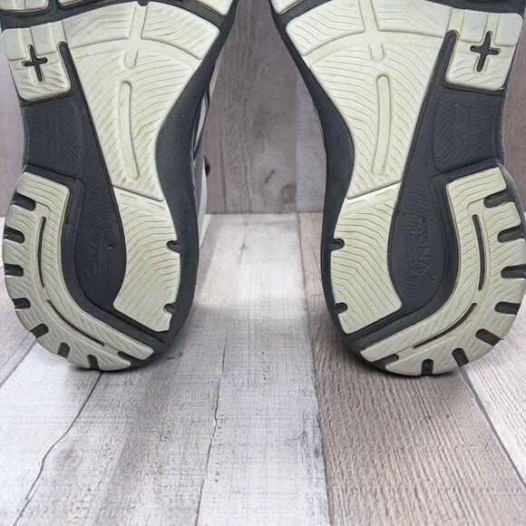 Brooks Adrenaline GTS 23 Mens 10 Extra Wide Running Shoes Athletic Sneakers Gray - Picture 13 of 16